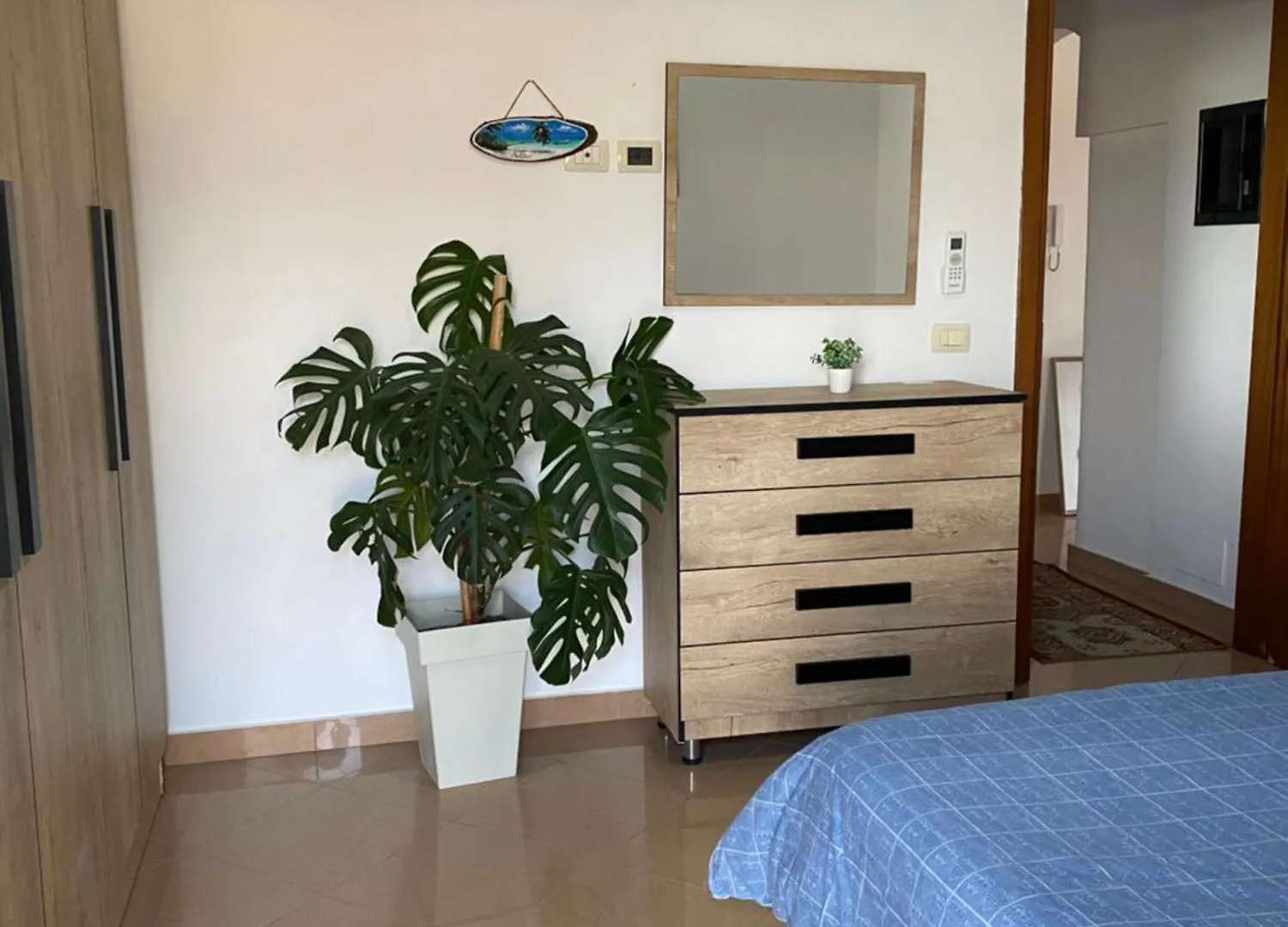 Private Rooms In Villa, City Side تيرانا